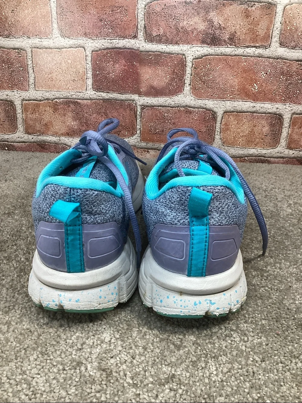 Brooks Anthem 3 Women’s running shoes sneakers size 8.5